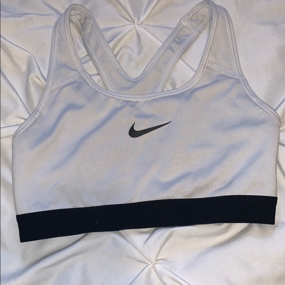 White/black Nike sports bra